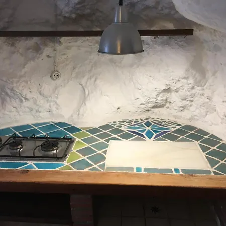 Casa Cueva “la Estrella” *